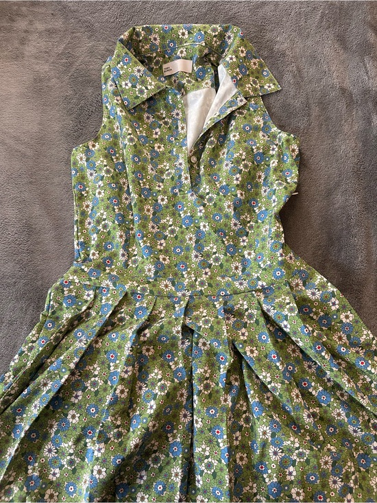 Tory Burch Dresses & Skirts - Tory Burch Green Floral Sleeveless Fit-and-Flare Dress